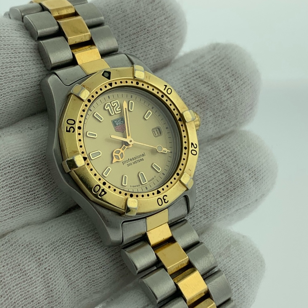 TAG HEUER 2000 Series Prof WK1321QuartzLadiesWatch